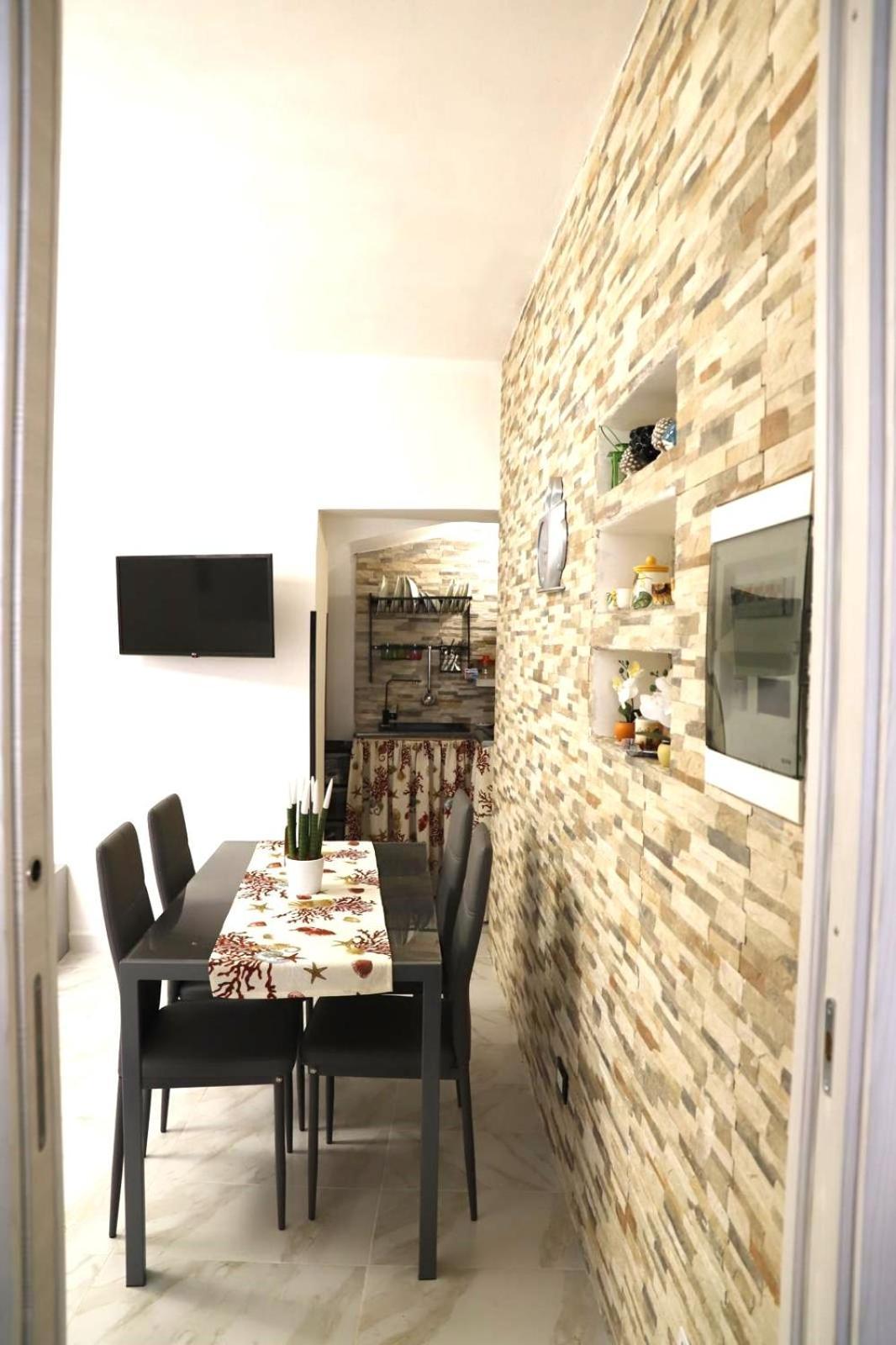 Lo Scarrozzo Room Palermo Buitenkant foto